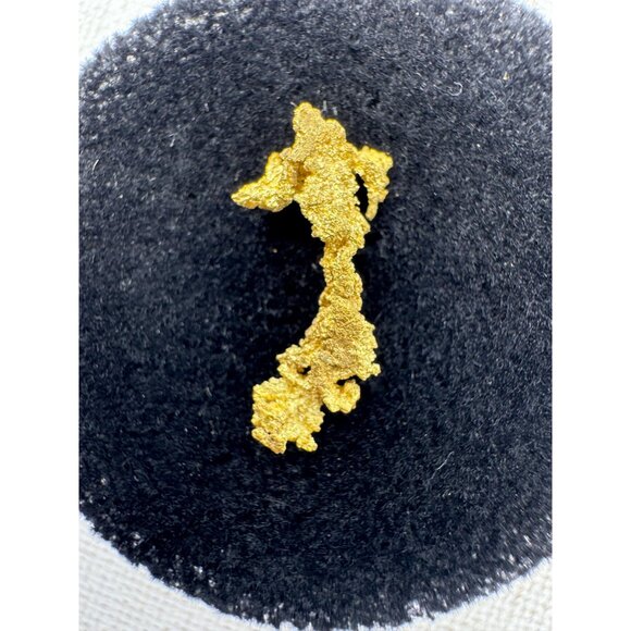 California Native Gold Crystal - 0.94 grams - Picture 3 of 6